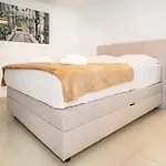 Porto With Terrace דירה